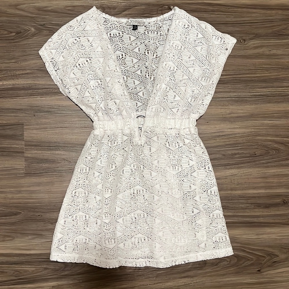 Lace beach coverup with silver ring